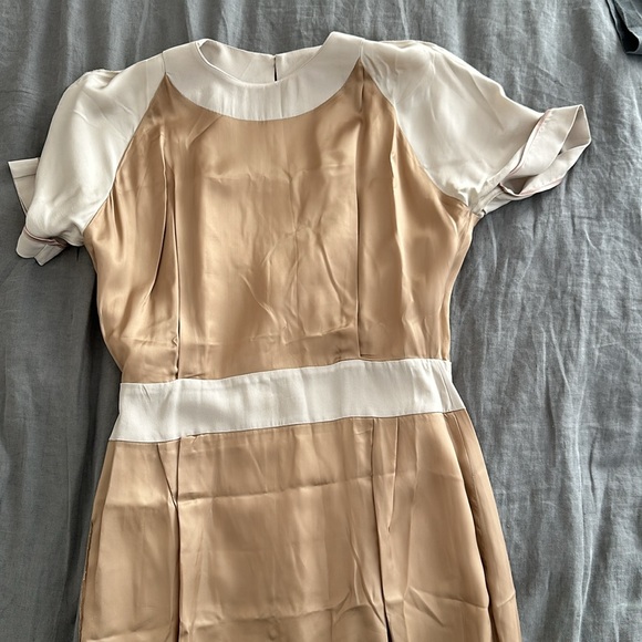 Aquascutum London dress - Picture 9 of 11